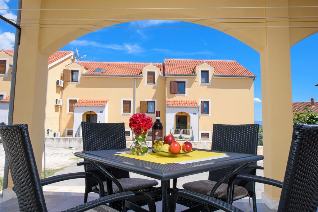 Apartments Patricia Trogir Dış mekan fotoğraf